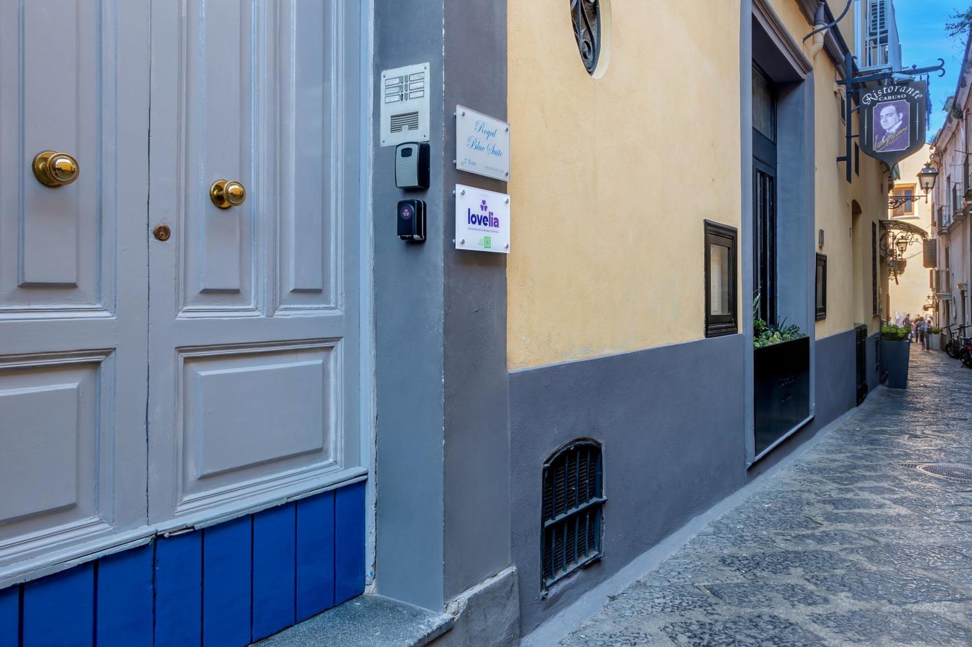 Lovelia: Sorrento Square Lovely Suite Exterior foto