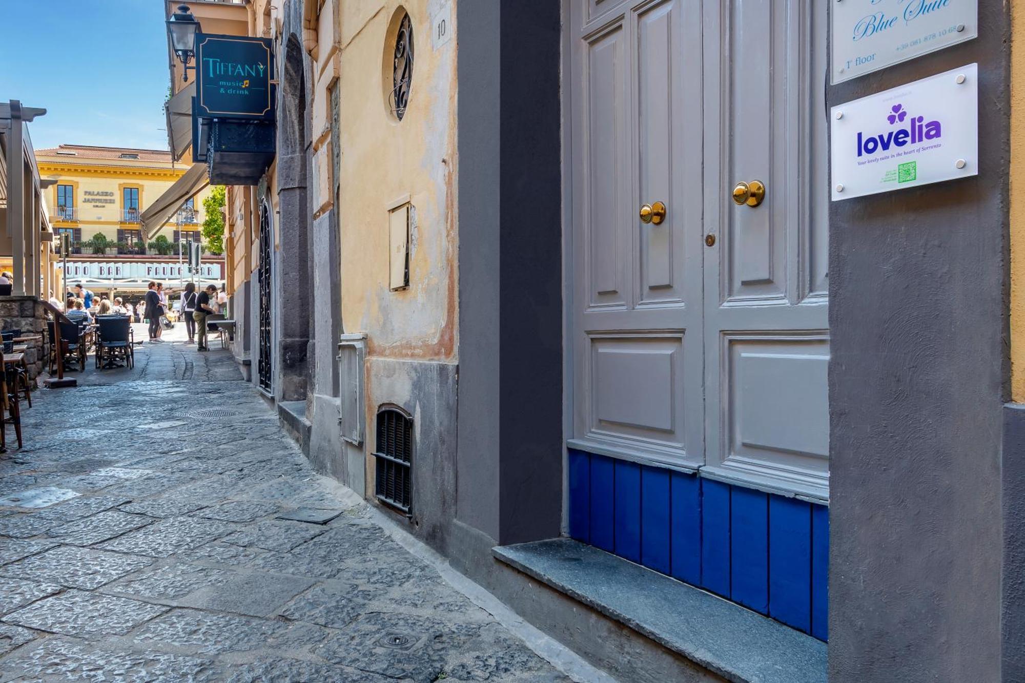 Lovelia: Sorrento Square Lovely Suite Exterior foto